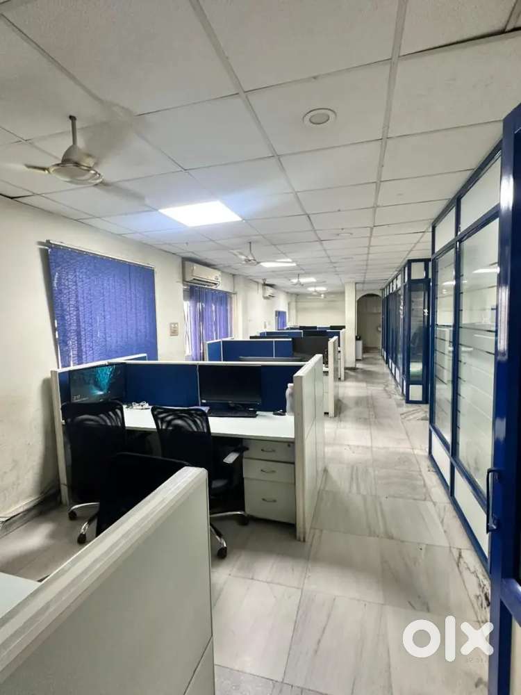 25 workstations 1 Cabin 1 Conference plug and play office for Rent