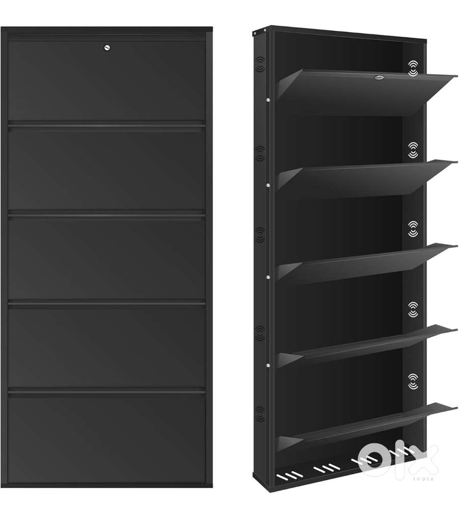 Shoe rack for urgent sale.