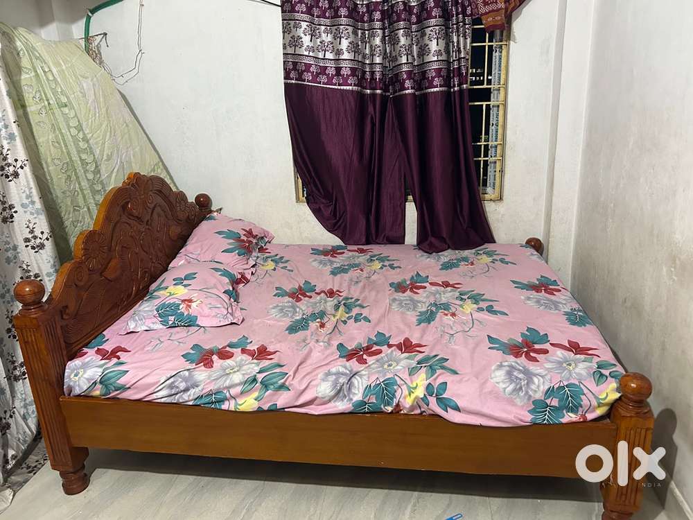 King size(5x6) size bed. Well conditioned, price 19,500/-