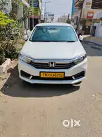 Hari Travels