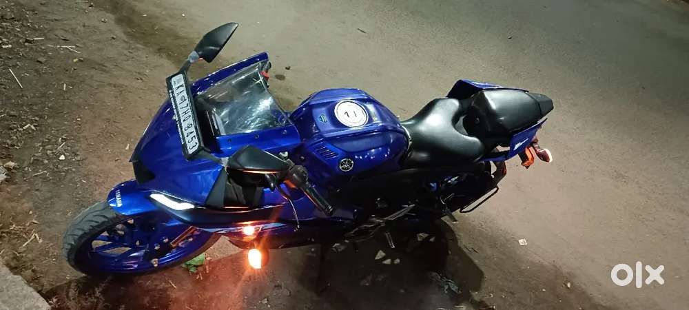Yamaha R15 V4