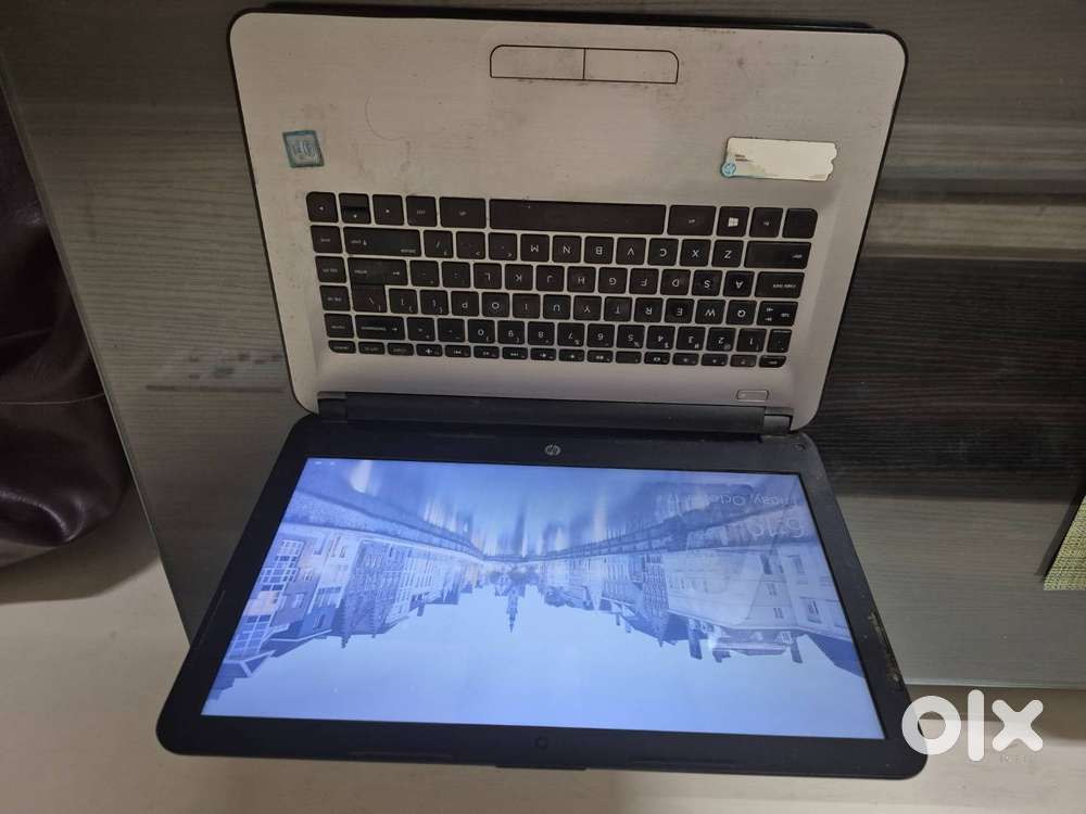 High Performance 6th Gen i5 HP Laptop with 16GB Ram, 1TB Hard Drive