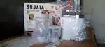 Juicer/Mixer/Grinder (sujata)
