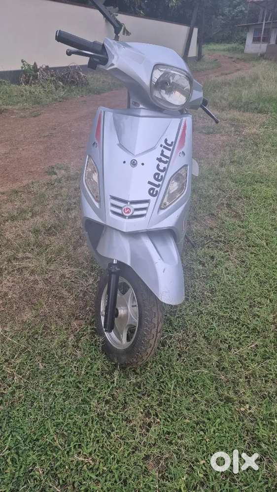 Hero electric good condition scooter apt for learners