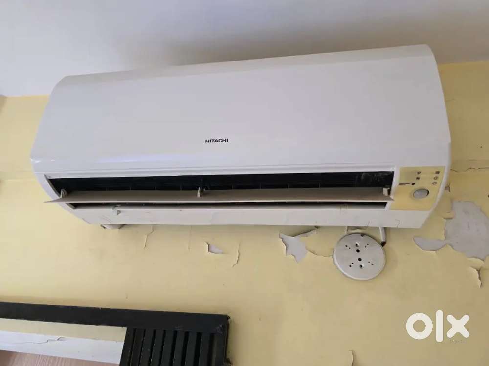 Hitachi 1 TON Split AC