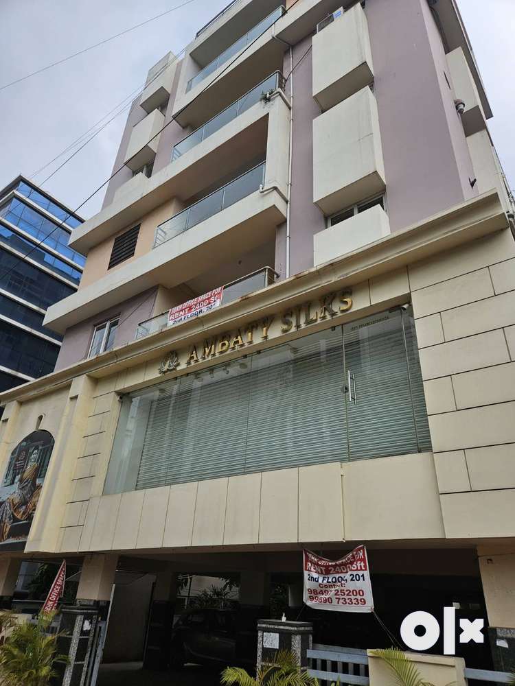 3 bed room flat for commercial purpose in Balajinagar near central C2
