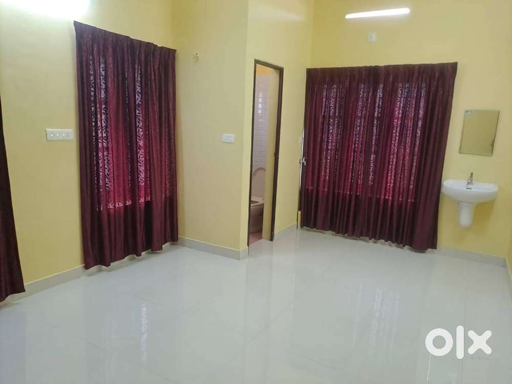 House for rent at  Pattom behind LIC, Lakshmy nagar.
