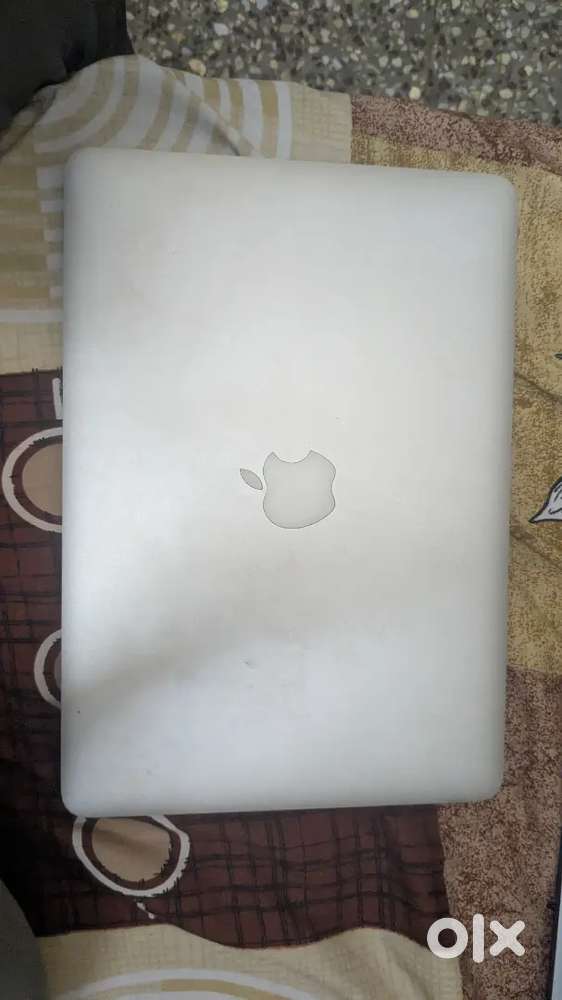 Apple MacBook Pro A1502 2015 model