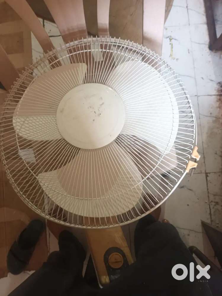 Wall fan high speed  not warking