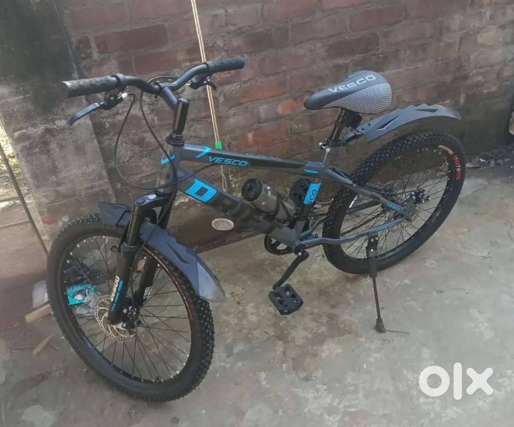 Great looking stylish bicycle grey colour
