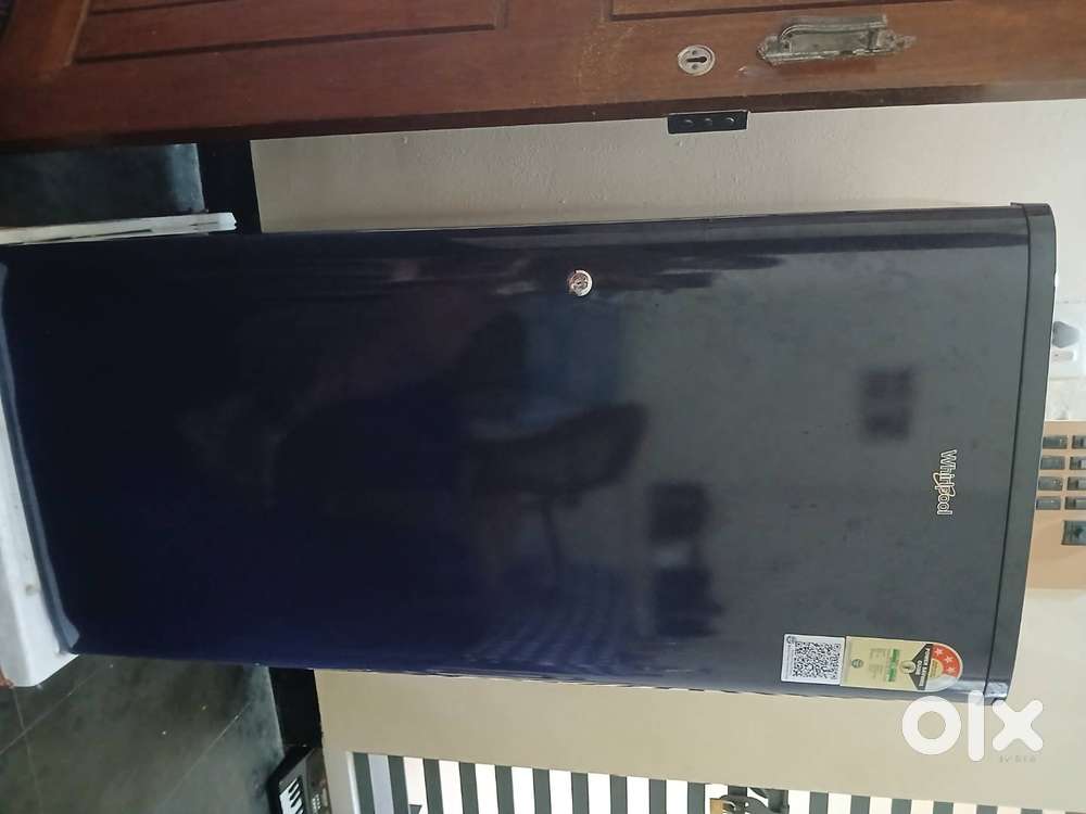 Whirlpool single door refrigerator