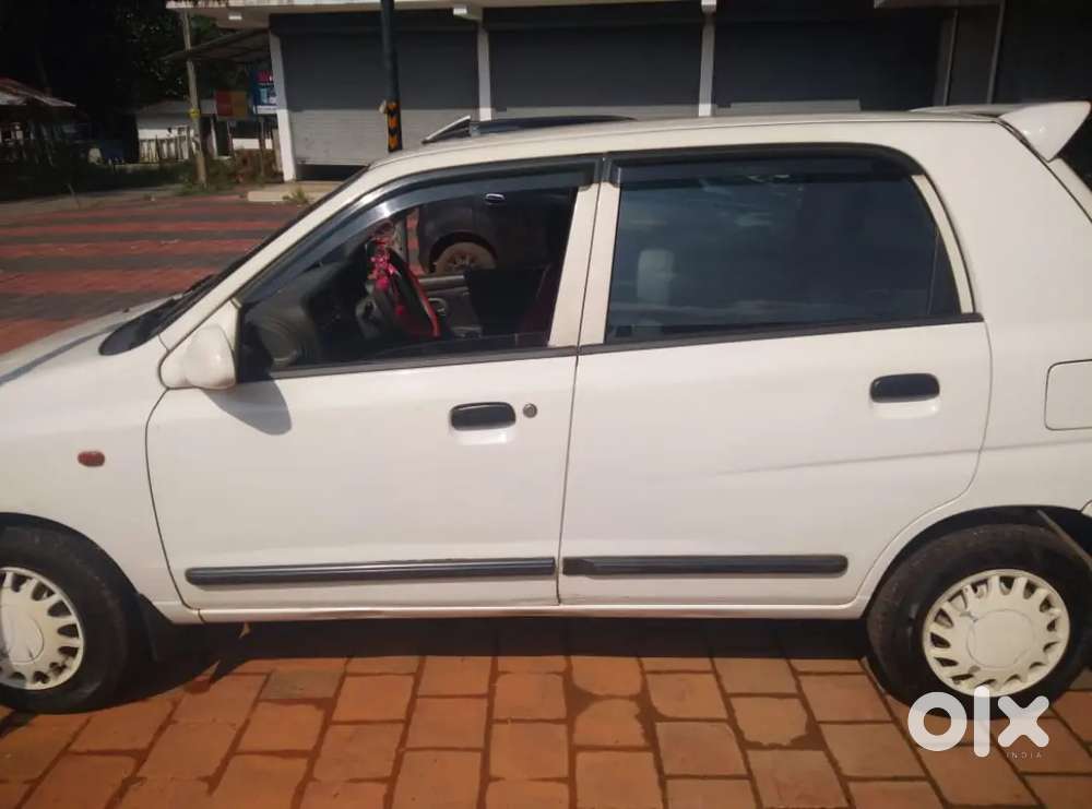 Fitnes valid 2031 new four tyre new insure neet and clean vehicle