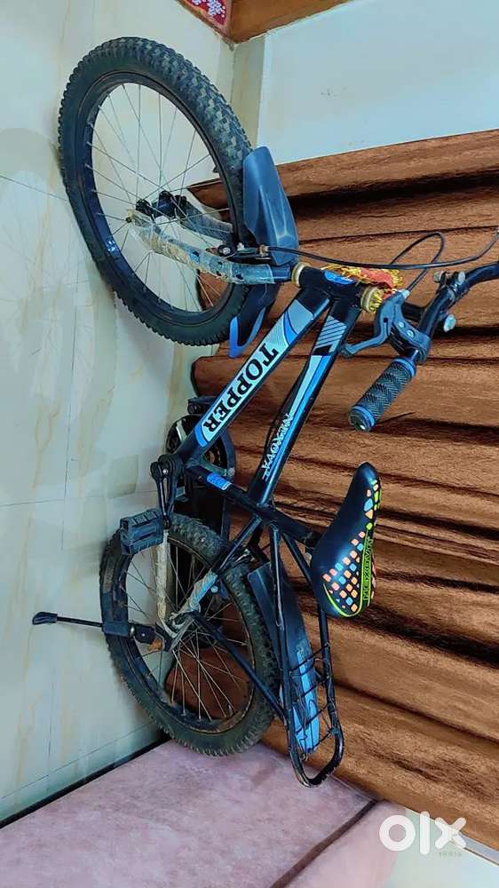 Bed,5seater sofa computer cum study table chair and kid bycycle urgent