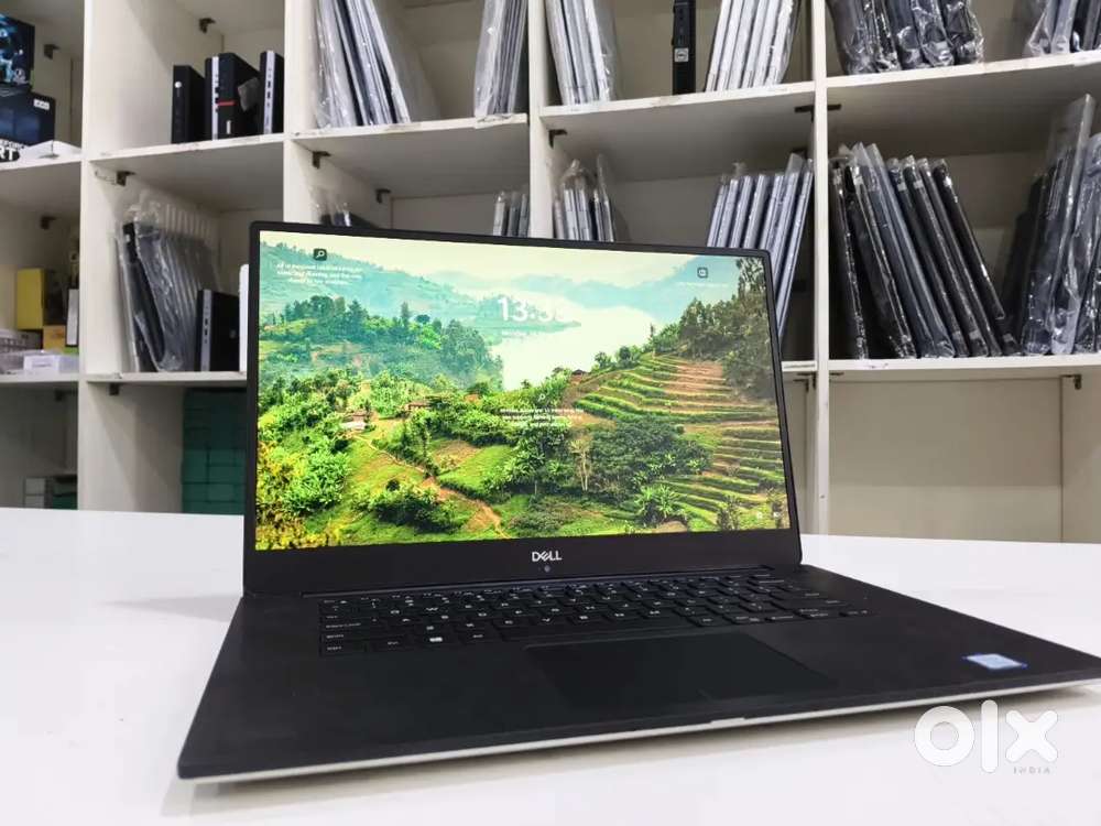 Urgent Sale Laptop Dell Graphics Laptop i7-8th 16GB RAM 512GB SSD