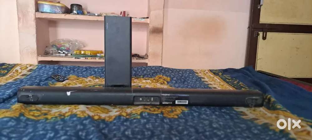 Realmr sound bar
