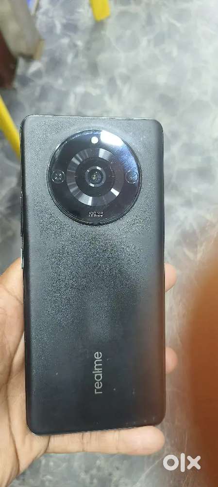 Realmi 11 pro  edge