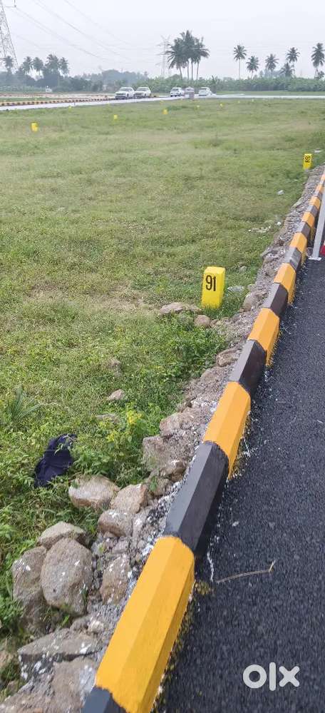 STATE HIGHWAY PROPERTY  CHENGALPATTU TO KANCHIPURAM  7.17L ONWARDS