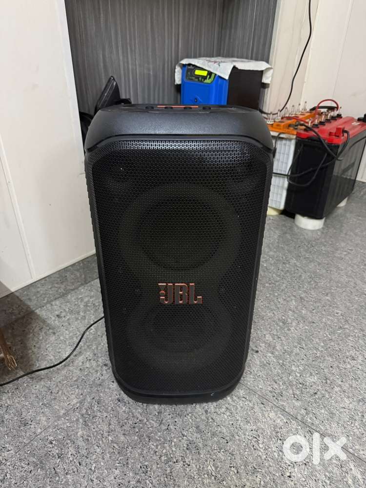 Selling JBL Partybox Stage 320
