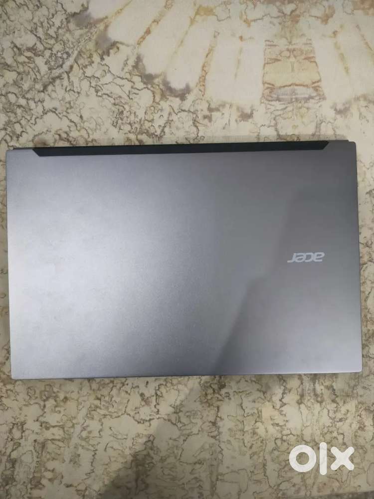 Selling my 5 months Old laptop