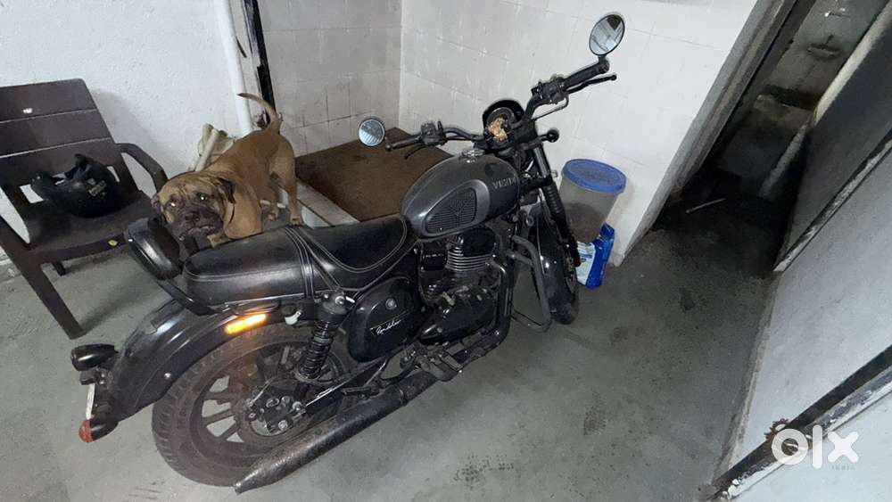 350cc bike, with high torque and good looks
