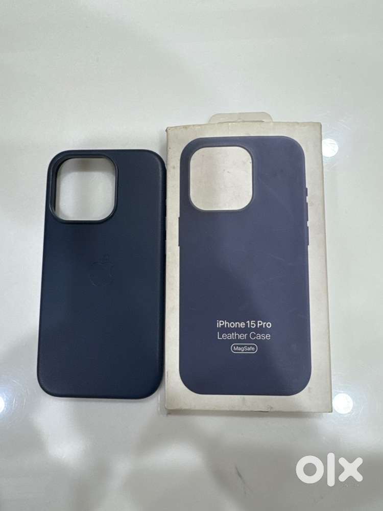 I phone 15 pro non used original leather cover