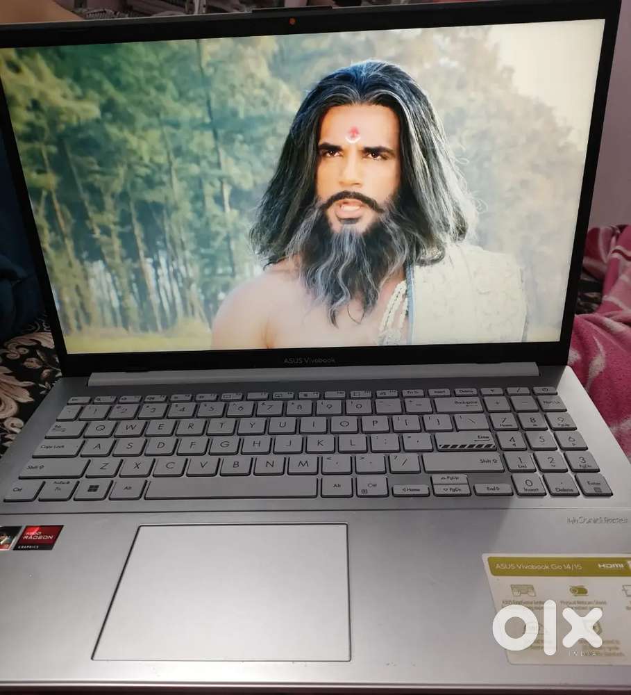 ASUS Vivobook Go 15 AMD Ryzen 3 Quad Core 7320U