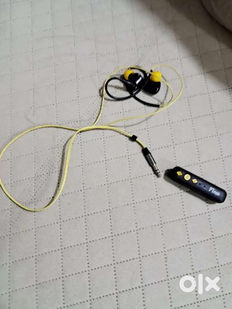 Ptron Soundrush Bluetooth earphones