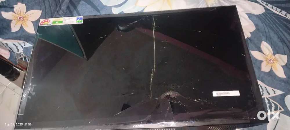 Breaked Mi tv with remote