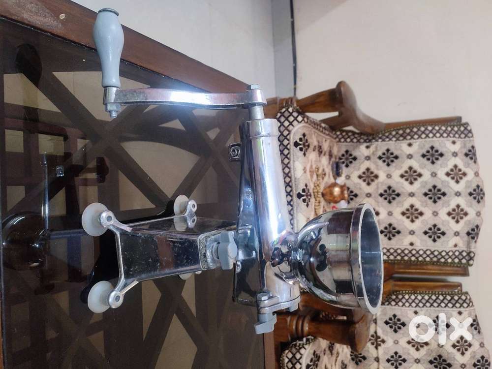 Kalsi Hand Hand made Juicer Machine Aluminium metal