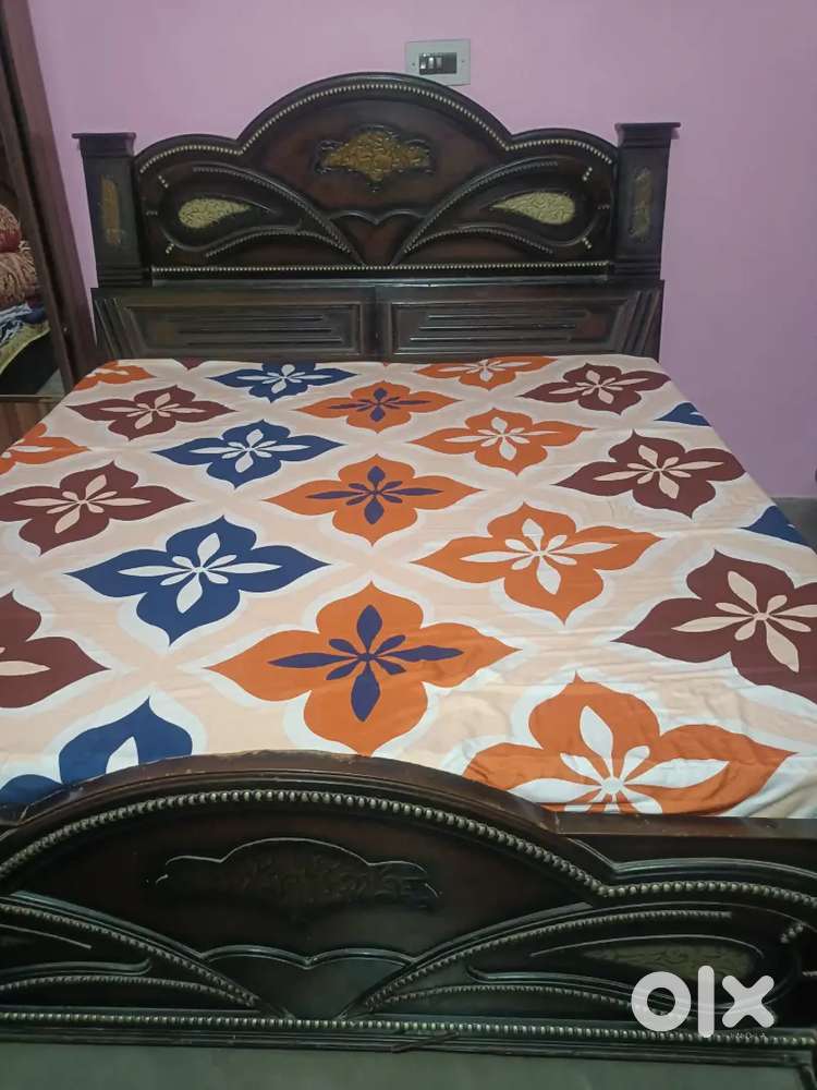 Double bed (6 x6)