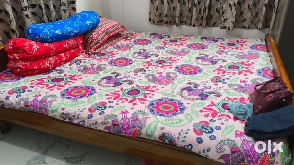 6/7 Segun Bed is on Sale