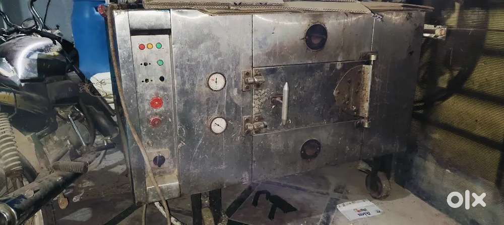 Commercial gas oven for bakery use