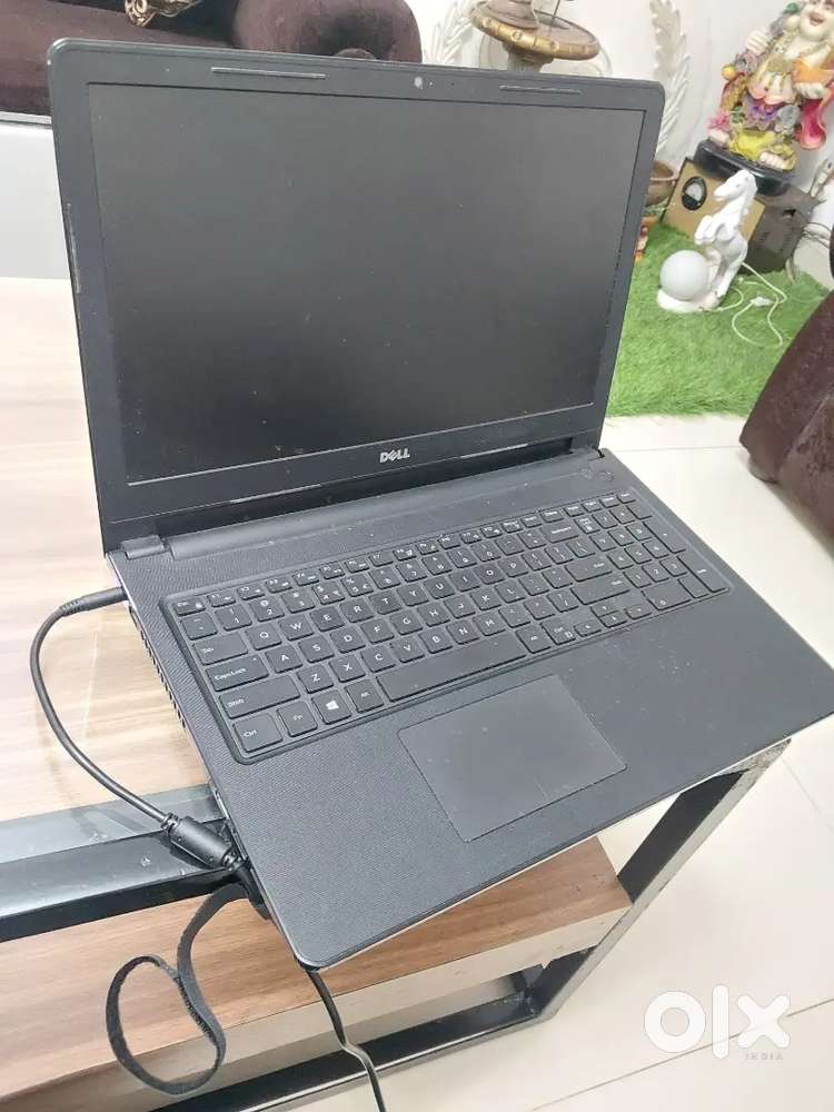 5 year old dell laptop