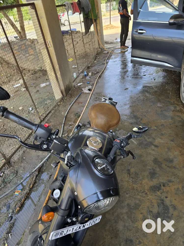 Jawa Perak 350 Dual Seat