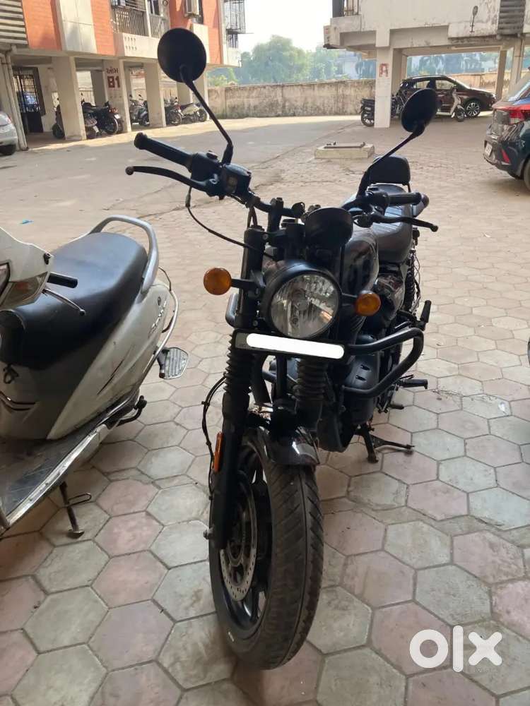 Royal Enfield Hunter 350 - 2022 Model  Good Condition  25,000 km