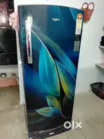 Whirlpool refrigerator (17000)