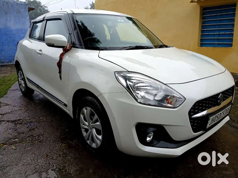 Maruti Suzuki Swift 2022 Petrol 35000 Km Driven