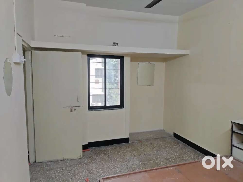 Rent flat - Mahatma Nagar