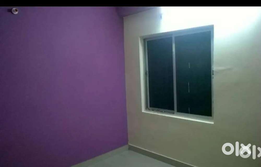 2 bhk, 2 toilet, Awesome location next to Rishi hotel