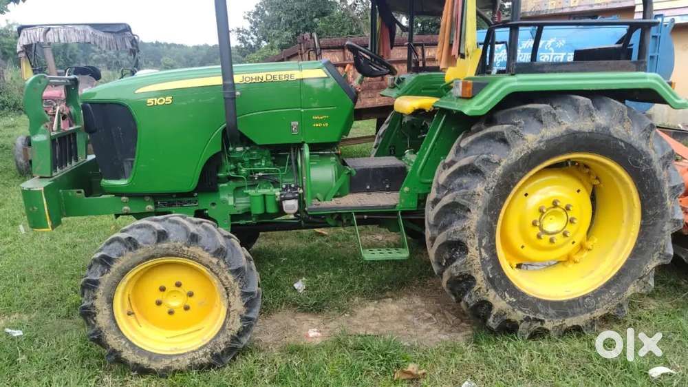 John Deere 5105  2025 ka hai