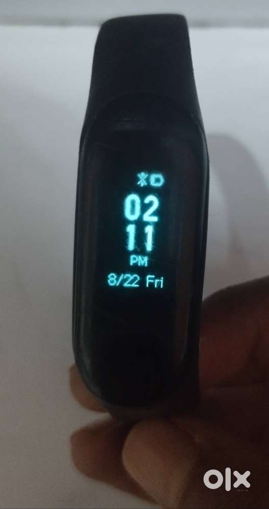 Mi band 3 with two high quality straps and charging USB cable