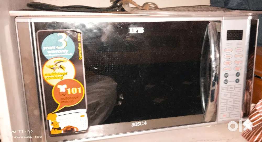 Microwave oven