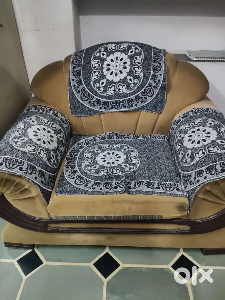 Sofa set 4 seater