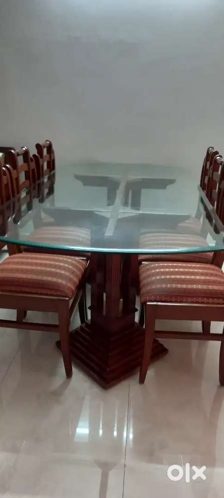 Dining table glass