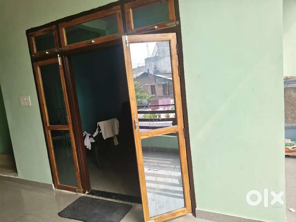 Fully tile room