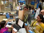 অসমৰ প্ৰায় জিলাৰ HDFCৰ Officeত নতুনকৈ বহুতো post খালী হৈছে