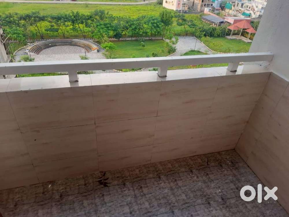 FLAT ON RENT FOR FAMILY OR BACHLORS