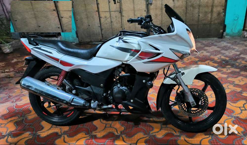 Hero Honda Karizma r model.
