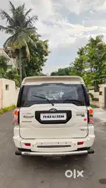 Mahindra Scorpio S10, 2015, Diesel
