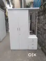 Brand new 3 Door Wardrobe with dressing table